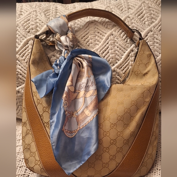 Gucci Handbags - Gucci G MM Beige and Tan Women's Hobo Bag